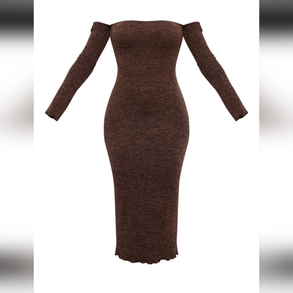 Pretty Little Thing Bardot Maxi Dress - Picture 5 of 6